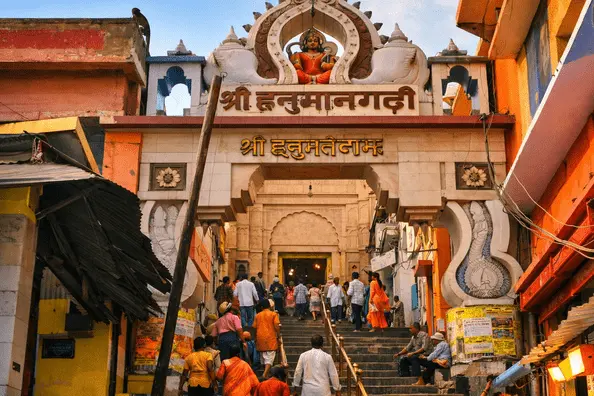 Lucknow to Ayodhya Taxi for Ram Mandir Darshan – Complete Travel Guide 3 Lucknow to Ayodhya Taxi 1